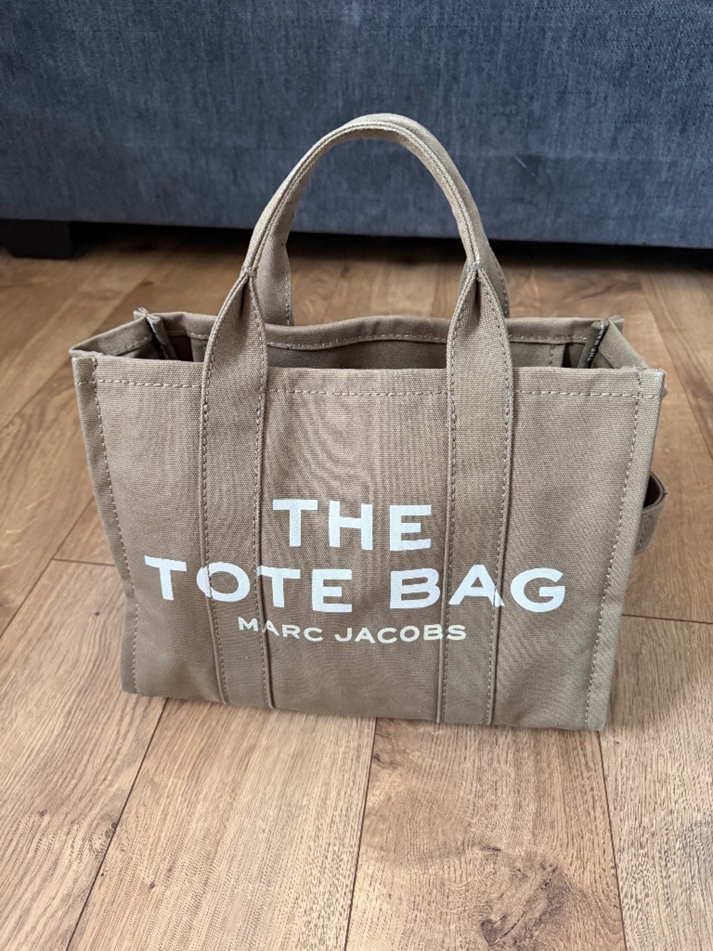 Marc Jacobs the tote bag